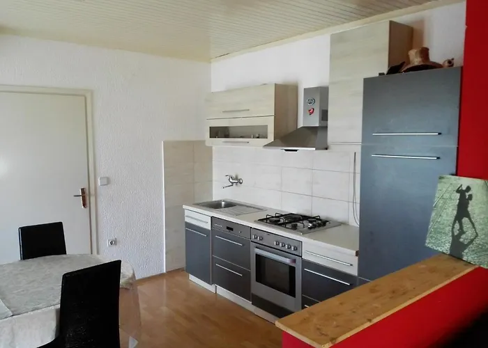 아파트 With A Parking Space Murine, - 13302 *